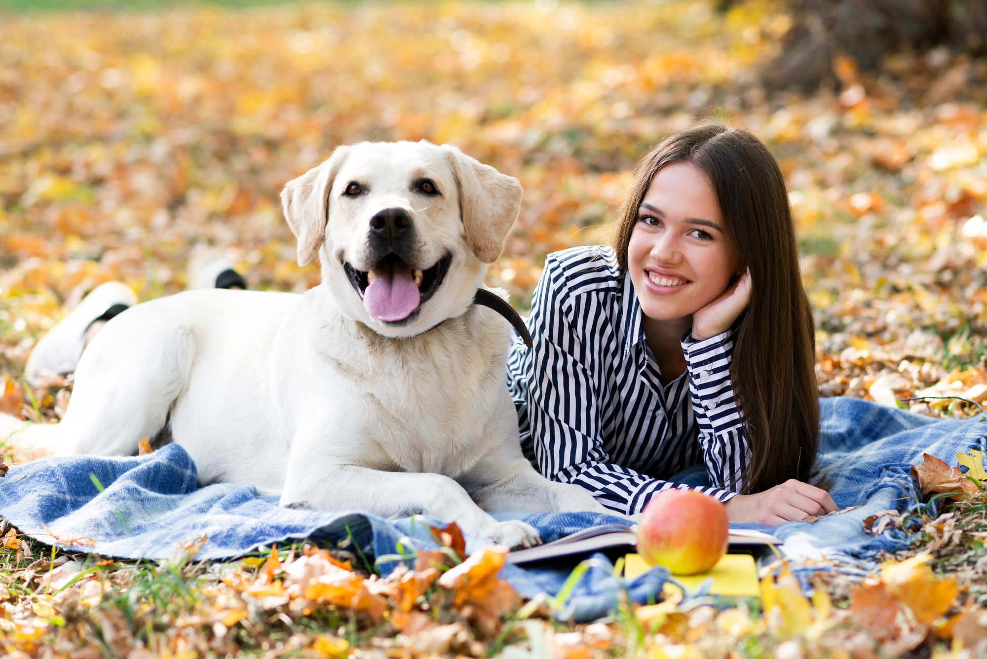 woman-with-her-best-friend-park